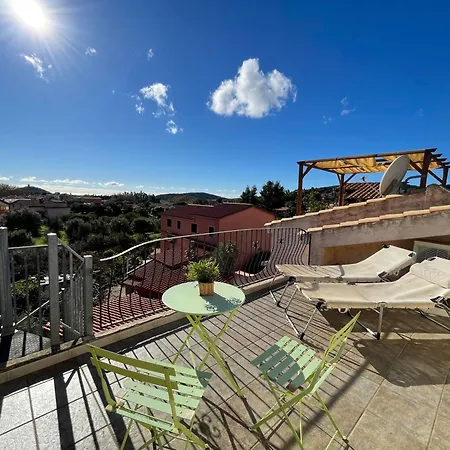 Casa Delle Farfalle Holiday home *